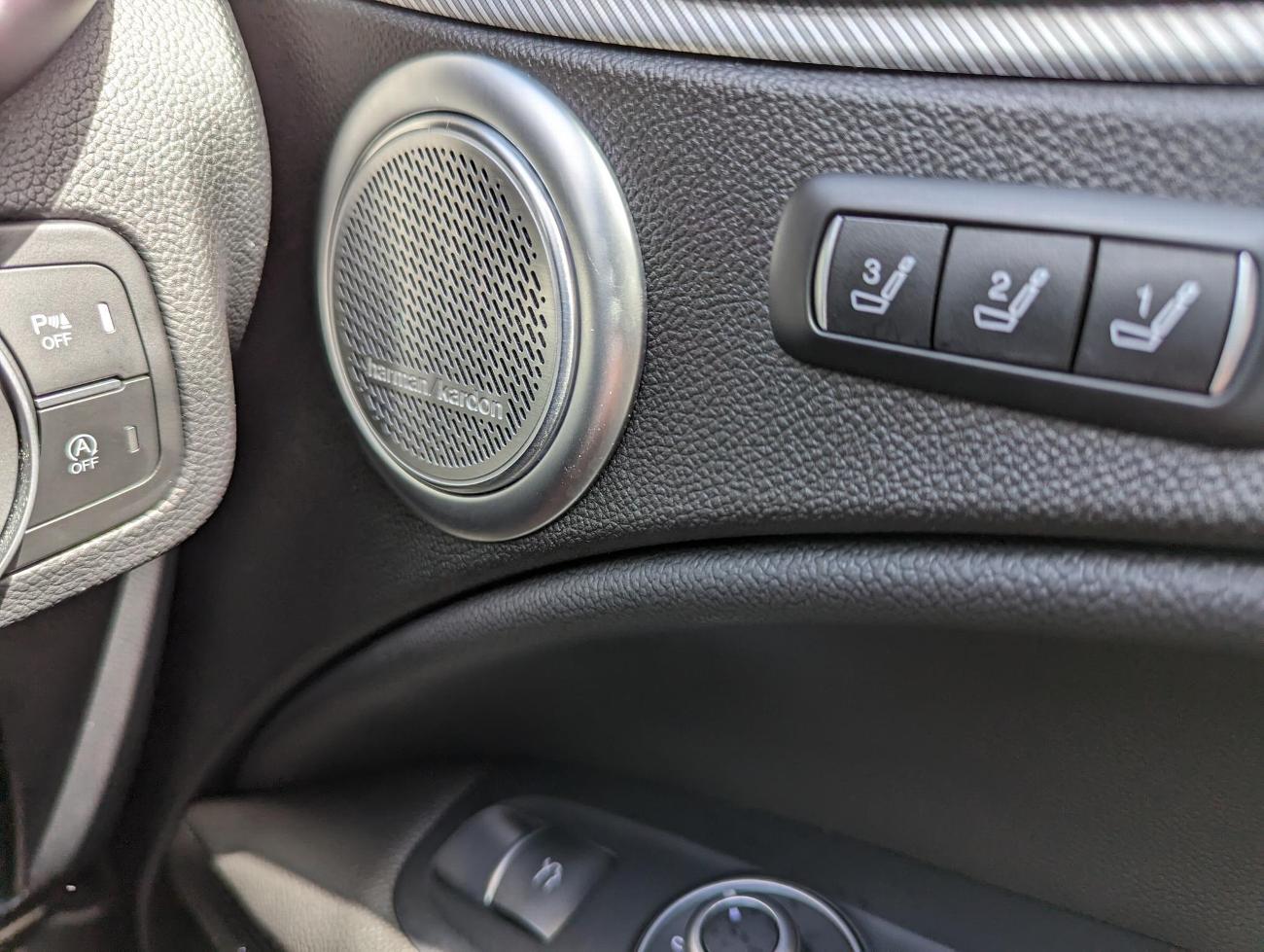 Alfa Romeo Stelvio Veloce 280 Q4 AWD 2021 | Prestige Cars Hitchin gallery image 10